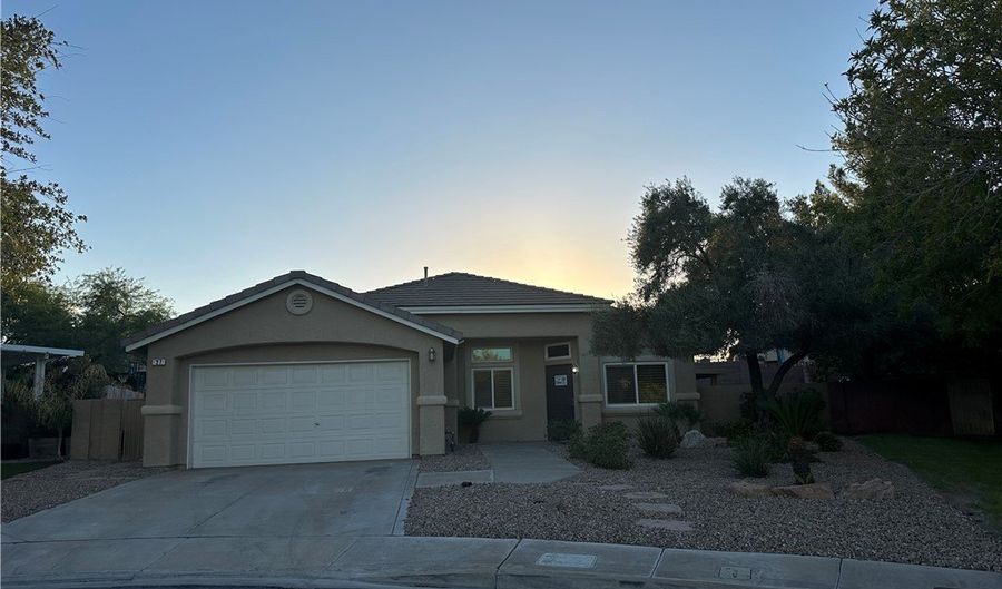 27 Garrett Ct, Henderson, NV 89012 - 3 Beds, 2 Bath
