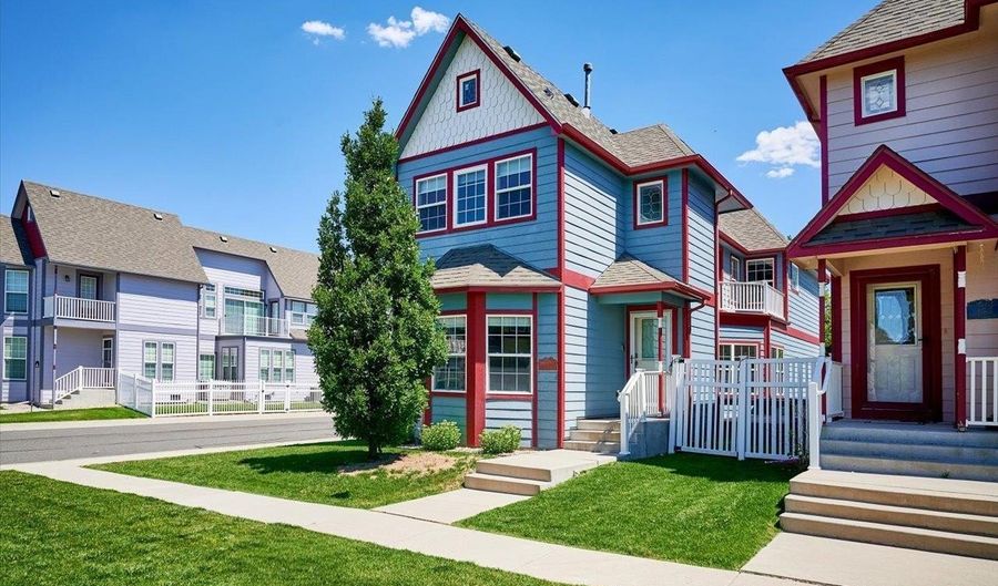 4013 COBBLESTONE Ct, Cheyenne, WY 82009 - 2 Beds, 3 Bath