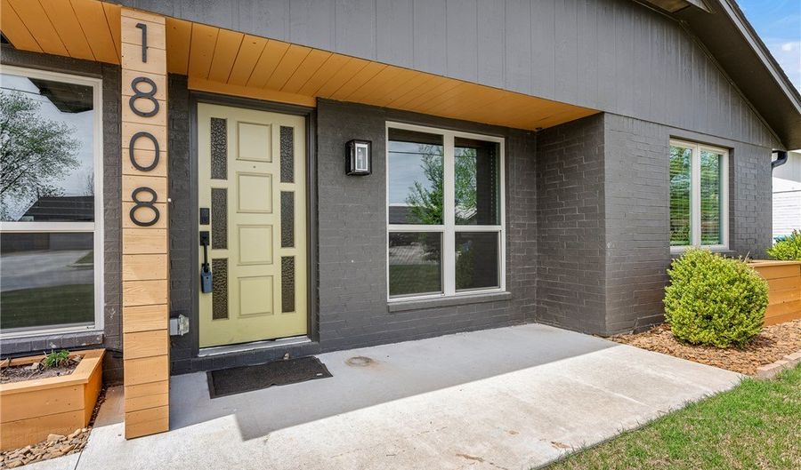 1808 SW D St, Bentonville, AR 72712 - 3 Beds, 2 Bath