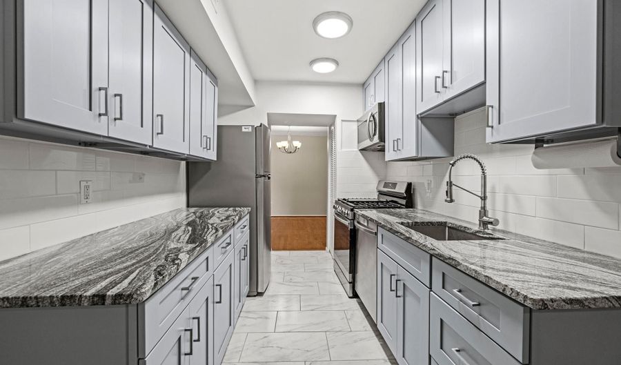 11220 CHERRY HILL Rd 301, Beltsville, MD 20705 - 3 Beds, 2 Bath