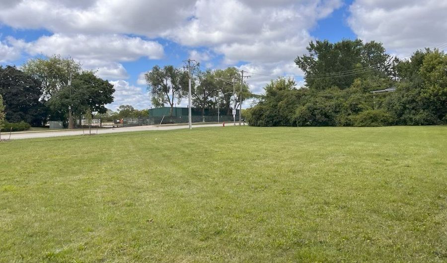 617 N Wilke Rd, Arlington Heights, IL 60005 - 0 Beds, 0 Bath