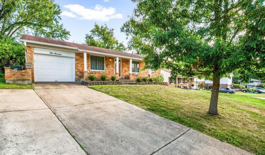 1016 Anderson Hills Dr, Anderson Twp., OH 45230 - 3 Beds, 2 Bath