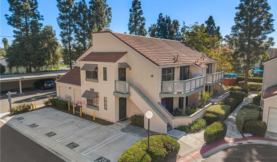 3512 W Stonepine D, Anaheim, CA 92804 - 1 Beds, 1 Bath