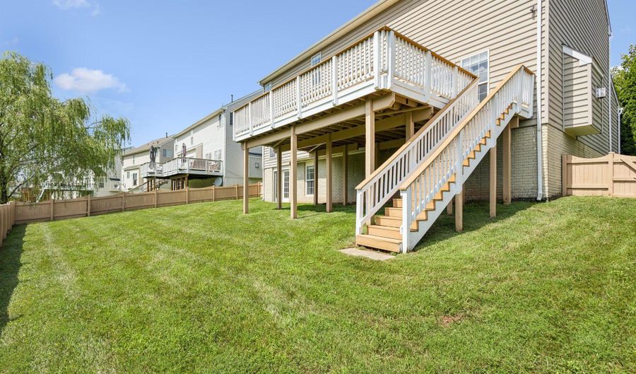 44217 NAVAJO Dr, Ashburn, VA 20147 - 5 Beds, 4 Bath