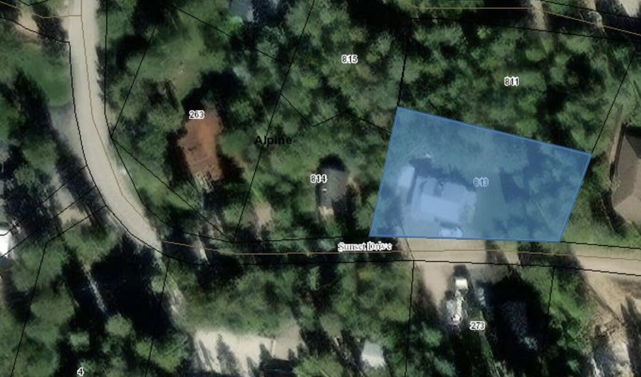 704 SUNSET Dr, Alpine, WY 83128 - 2 Beds, 2 Bath