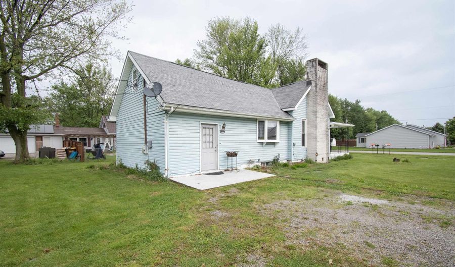 410 S Gonser Ave, Ashley, IN 46705 - 3 Beds, 2 Bath