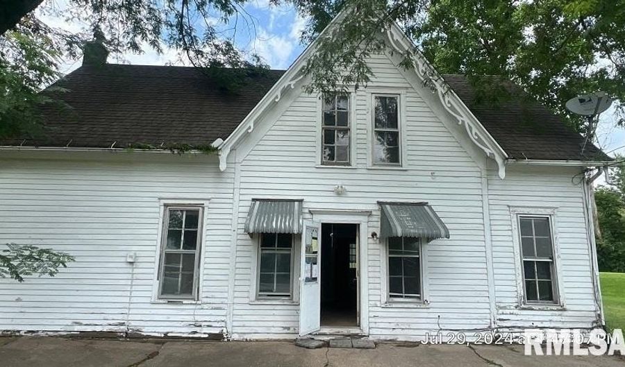 221 E 2ND Ave, Andalusia, IL 61232 - 0 Beds, 0 Bath
