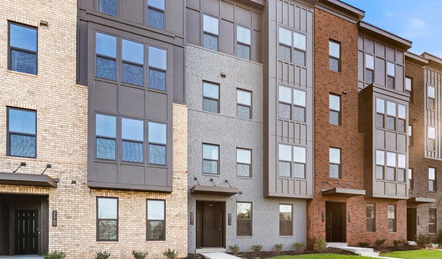 21791 EXPRESS Ter, Ashburn, VA 20147 - 3 Beds, 3 Bath