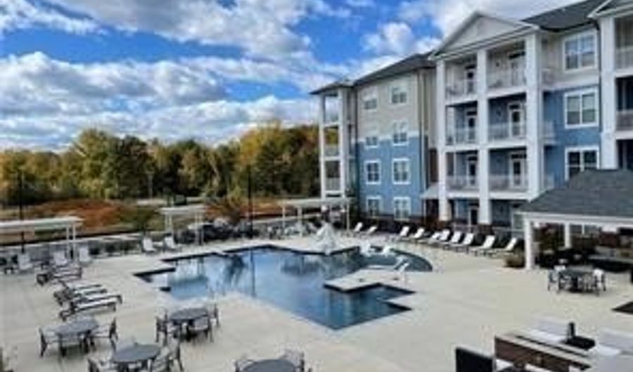 10530 Stony Bluff Dr 204, Ashland, VA 23005 - 1 Beds, 1 Bath