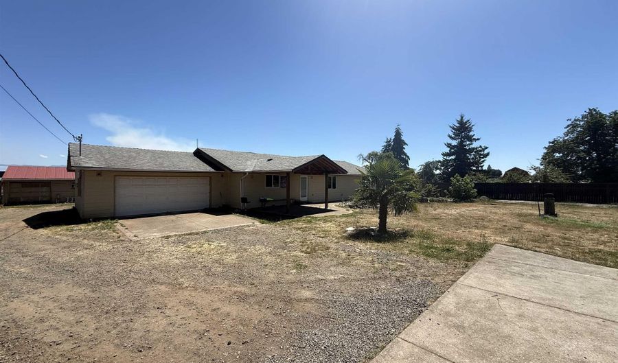 6772 Peter Rd SE, Aumsville, OR 97325 - 3 Beds, 2 Bath
