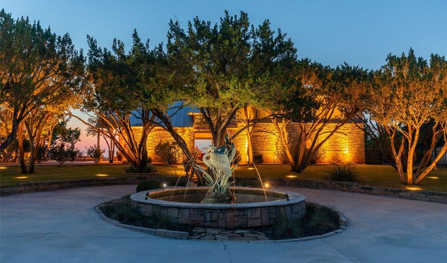 246 County Road 332, Abilene, TX 79606 - 3 Beds, 4 Bath