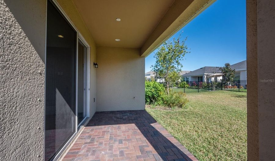 7212 PARADISO Dr, Apollo Beach, FL 33572 - 4 Beds, 3 Bath