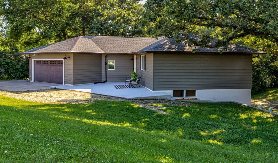 5524 N Dakota Ave, Ames, IA 50014 - 3 Beds, 2 Bath