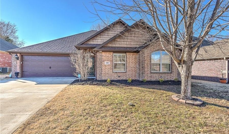 103 NE Chicory Ln, Bentonville, AR 72712 - 4 Beds, 2 Bath