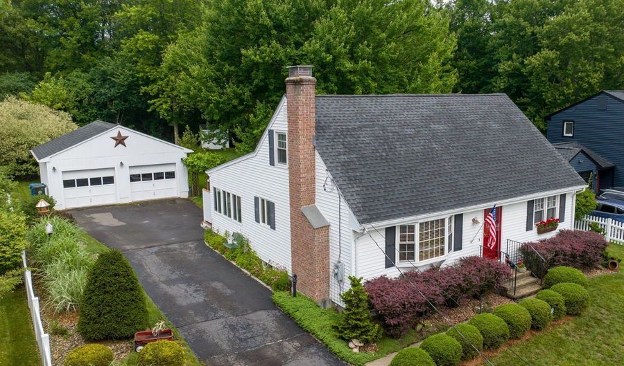 57 Garden Dr, Berlin, CT 06037 - 3 Beds, 2 Bath