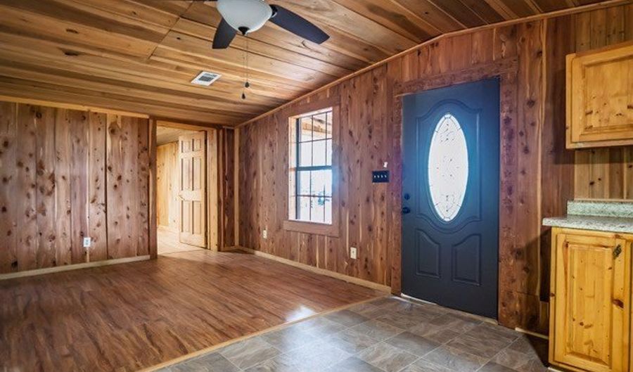 10064 Dummy Line Rd, Batesville, MS 38606 - 3 Beds, 2 Bath