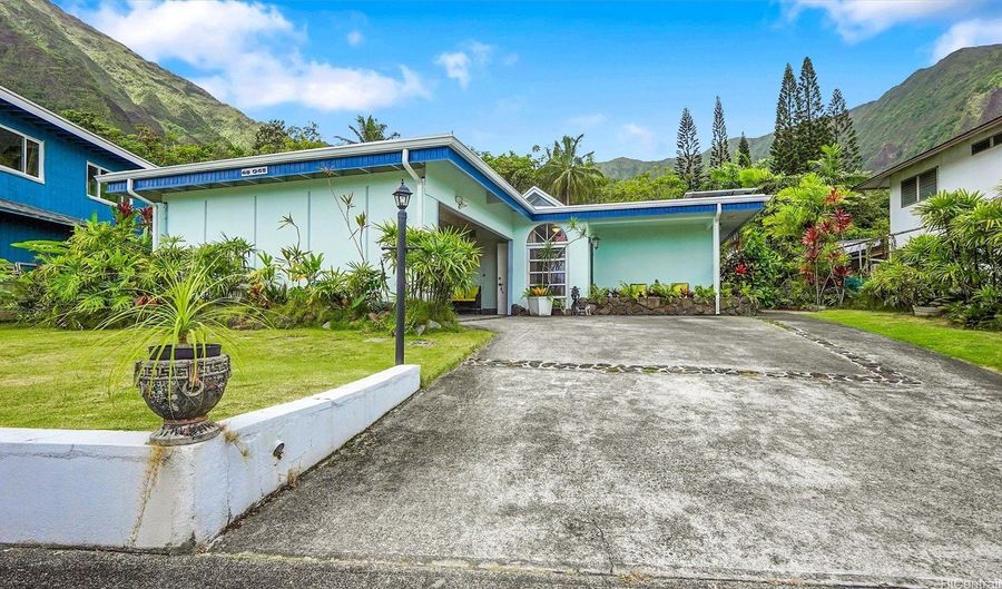 46-046 Puulau Pl, Kaneohe, HI 96744 - 5 Beds, 2 Bath
