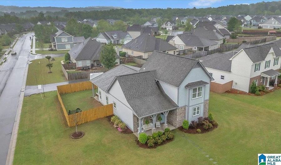 305 Shelby Farms Ln Alabaster AL 35007, Alabaster, AL 35007 - 3 Beds, 3 Bath