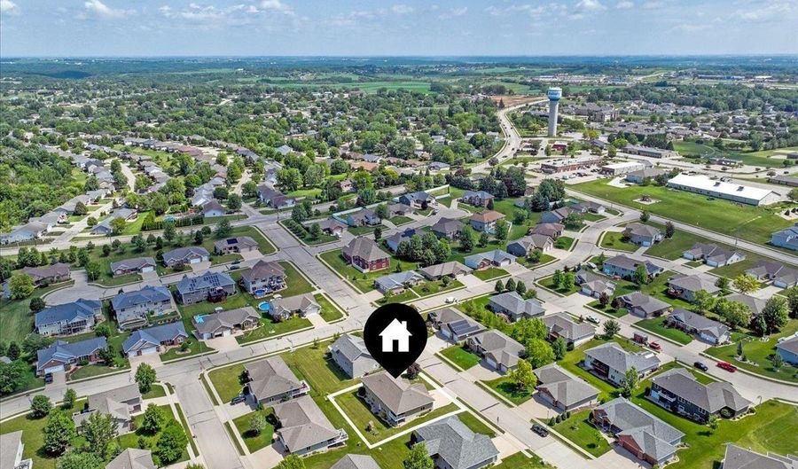 2273 Antler Rdg, Asbury, IA 52002 - 4 Beds, 4 Bath