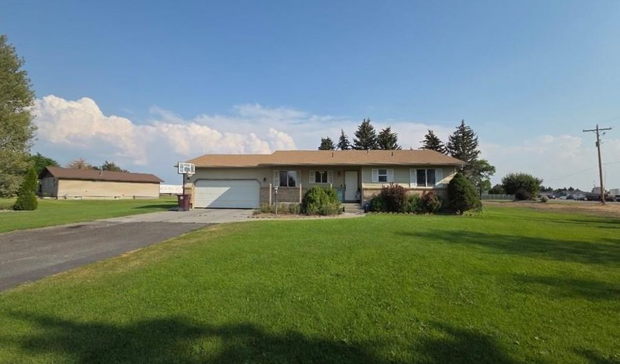 1073 W 125 S, Blackfoot, ID 83221 - 4 Beds, 3 Bath