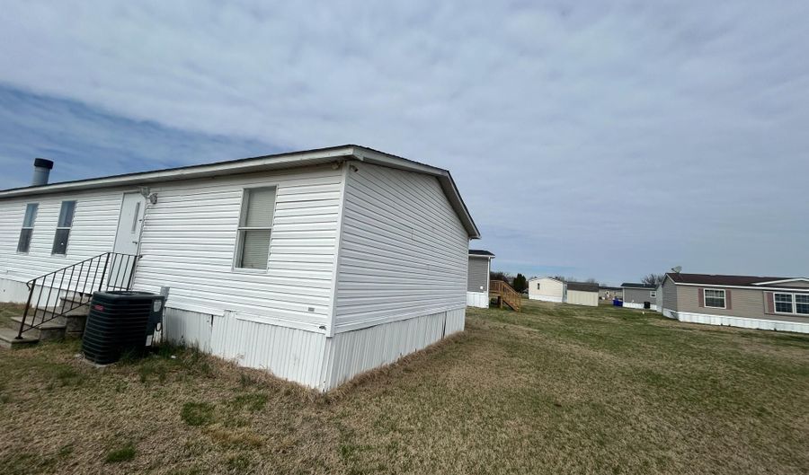 47 S EVIDENCE Rd S 231, Magnolia, DE 19962 - 4 Beds, 2 Bath