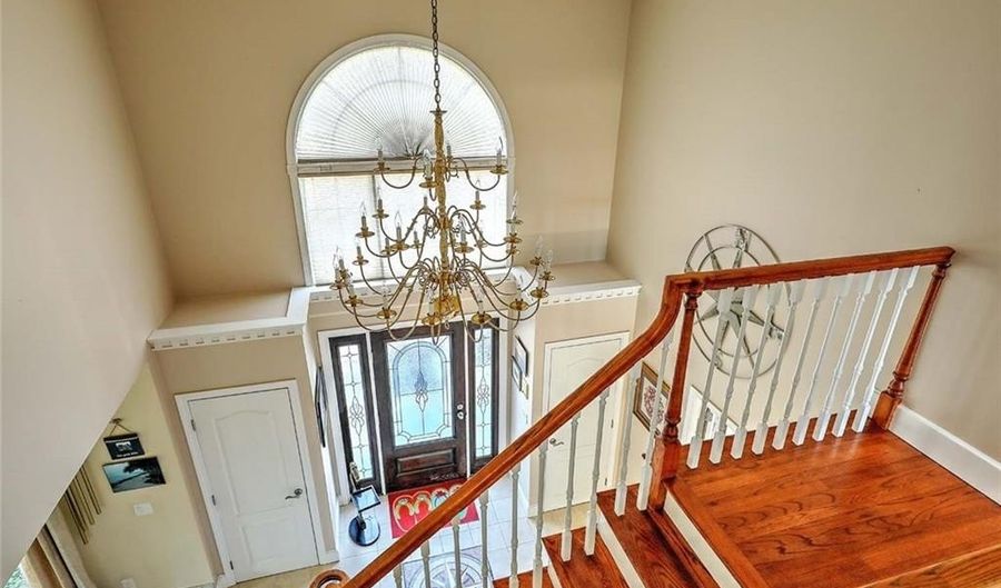 102 Cranberry Ter, Cranston, RI 02921 - 3 Beds, 4 Bath
