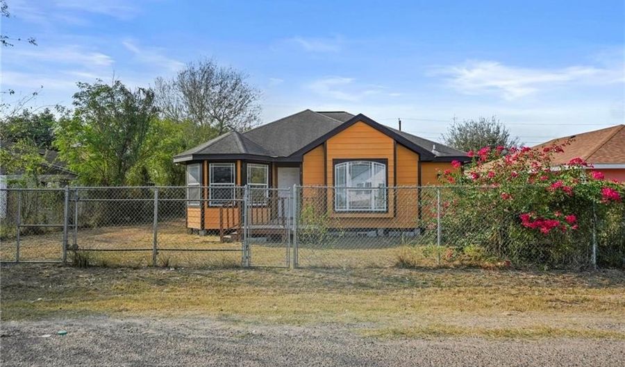 1823 N Oak St, Alton, TX 78573 - 2 Beds, 1 Bath