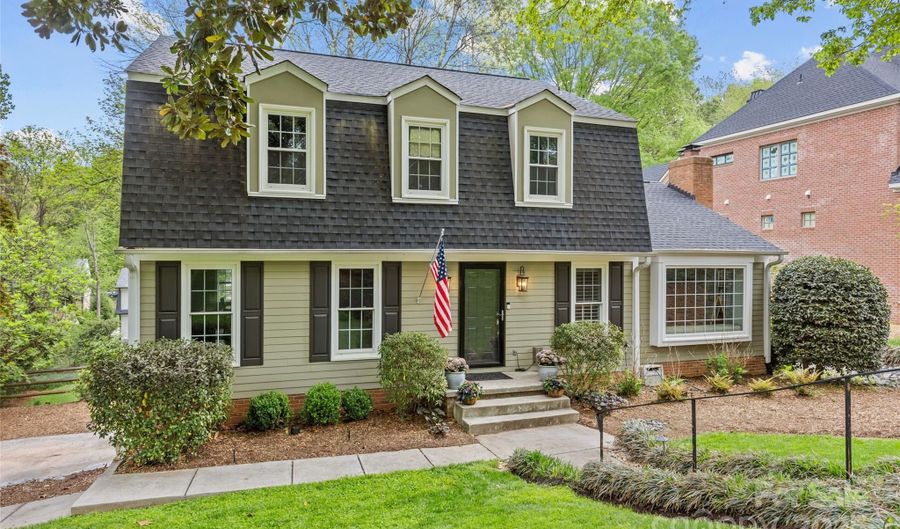 2418 Ainsdale Rd, Charlotte, NC 28226 - 4 Beds, 4 Bath