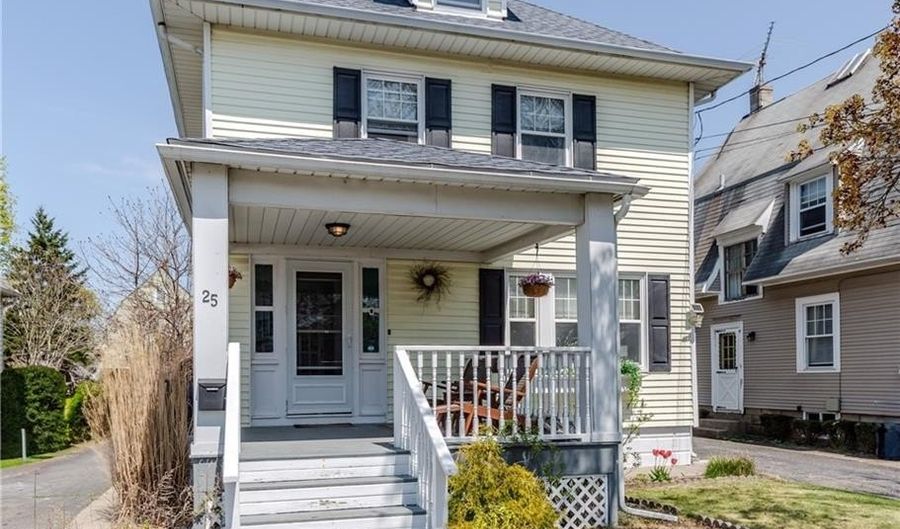 25 Rhodes Ave, Cranston, RI 02905 - 2 Beds, 2 Bath