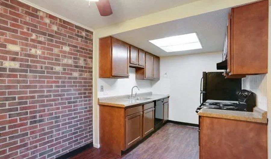 4417 Chestnut Ridge Rd, Amherst, NY 14228 - 2 Beds, 1 Bath