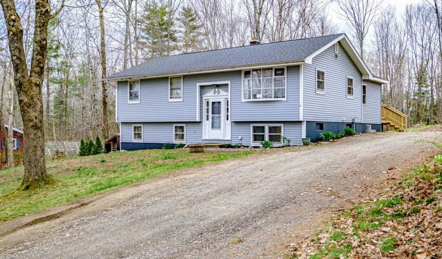 24 Pinewood Dr, Wiscasset, ME 04578 - 4 Beds, 3 Bath