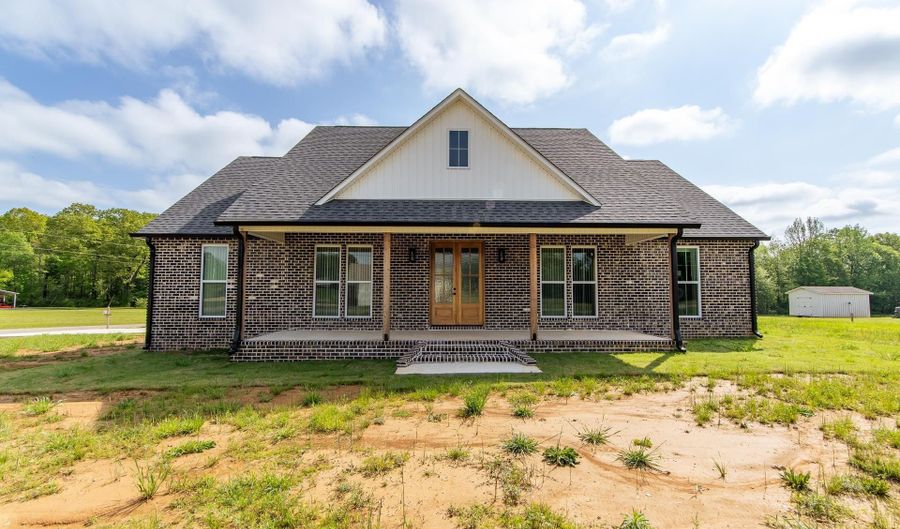 300 CHARLESTON, Adamsville, TN 38310 - 3 Beds, 3 Bath