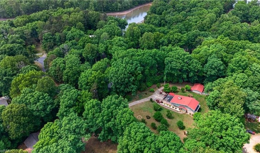 5138 Red Fox Trl, Asheboro, NC 27205 - 3 Beds, 3 Bath
