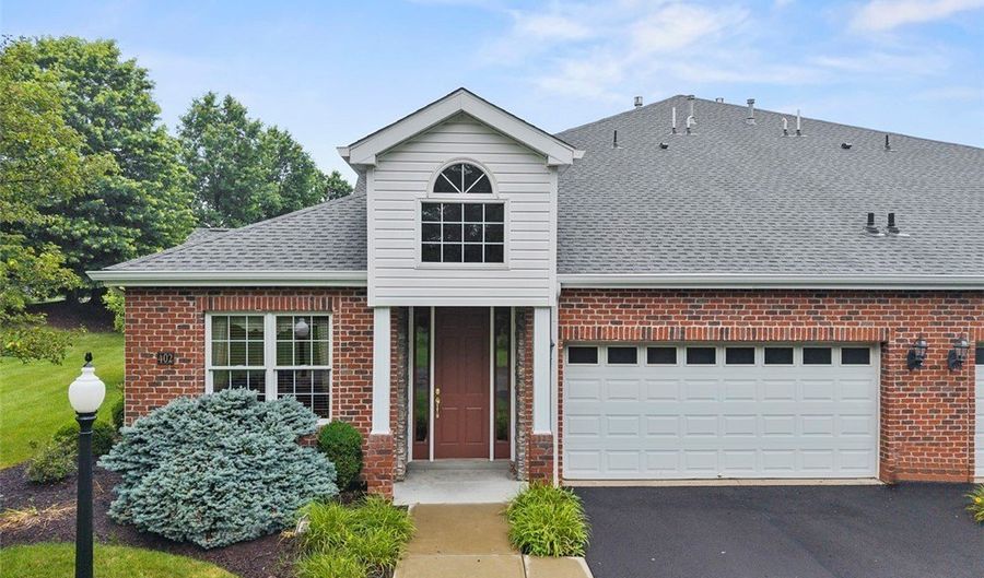 402 Providence Ct, Adams Twp., PA 16059 - 2 Beds, 3 Bath