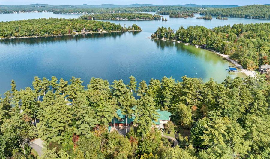 104 Hopewell Rd, Alton, NH 03809 - 7 Beds, 9 Bath