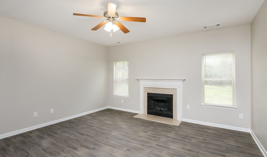 842 Whitfield Oak, Auburn, GA 30011 - 4 Beds, 2 Bath
