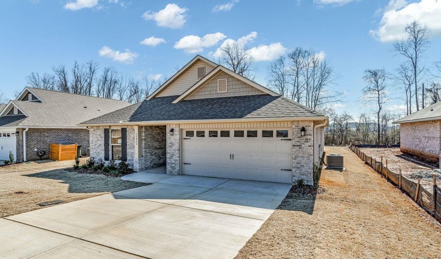 15439 Springbrook Trce, Athens, AL 35611 - 4 Beds, 2 Bath