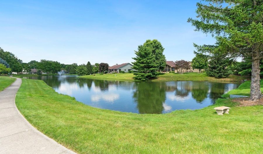 1102 Cabriolet Blvd, Auburn, IN 46706 - 3 Beds, 3 Bath