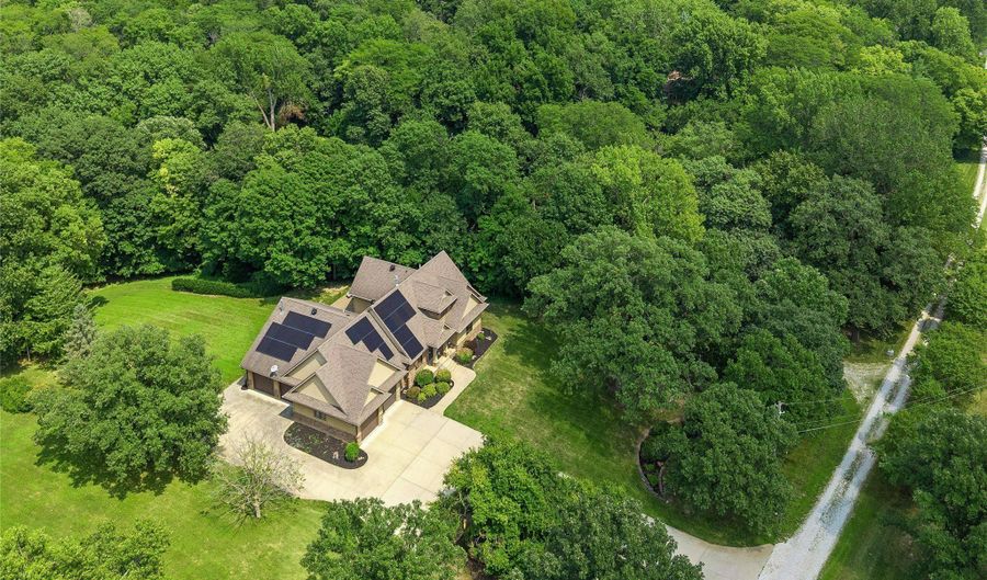 7270 NW 23rd St, Ankeny, IA 50023 - 3 Beds, 4 Bath
