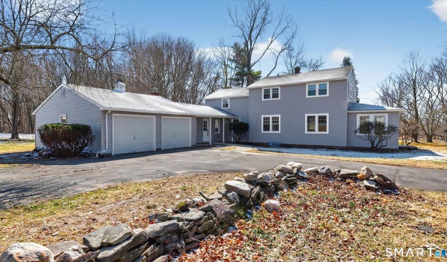 56 West St, Bolton, CT 06043 - 4 Beds, 2 Bath