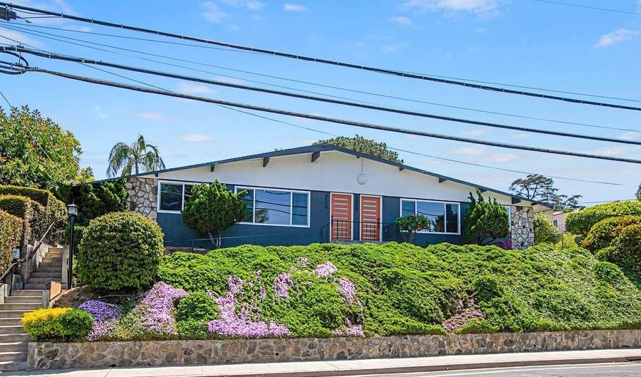 8529-35 Lemon Ave, La Mesa, CA 91941 - 6 Beds, 4 Bath