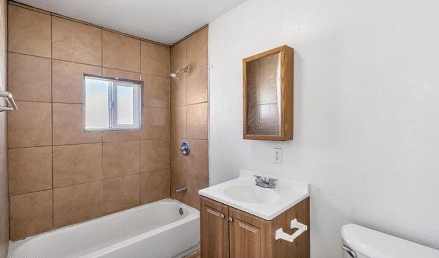 414 W 9th St, Casa Grande, AZ 85122 - 1 Beds, 1 Bath