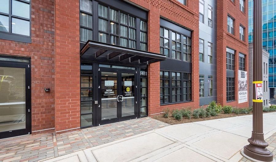 1411 KEY Blvd #305, Arlington, VA 22209 - 2 Beds, 3 Bath