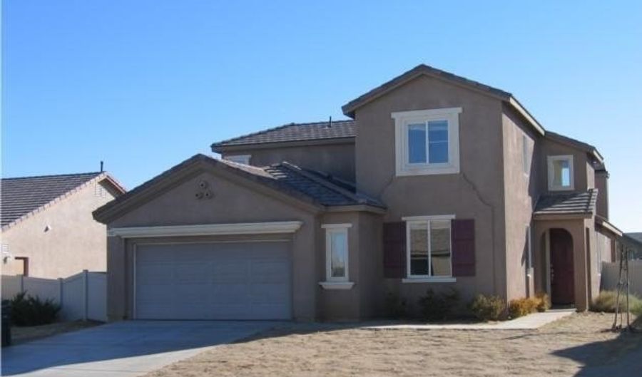15857 Fremont St, Adelanto, CA 92301 - 4 Beds, 3 Bath