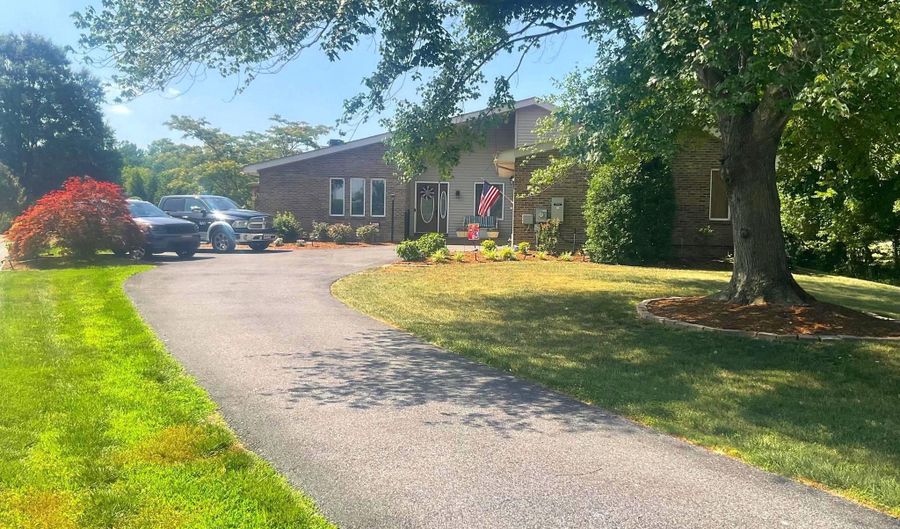 560 TROON Rd, Dover, DE 19904 - 4 Beds, 2 Bath