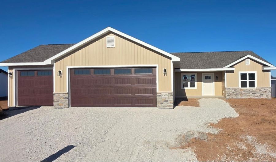 W5604 TONYS Way, Appleton, WI 54915 - 3 Beds, 2 Bath