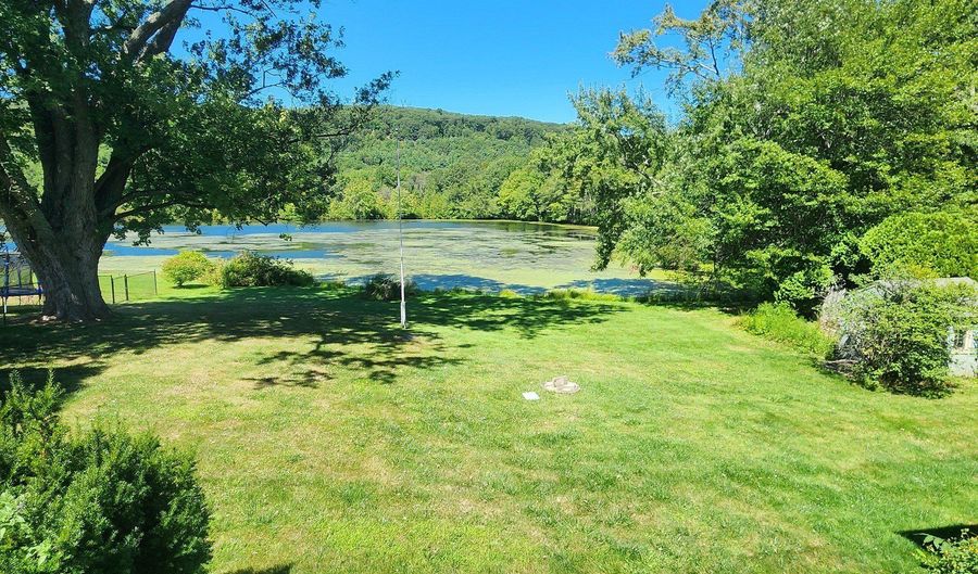 204 Stafford Rd, Burlington, CT 06013 - 2 Beds, 2 Bath