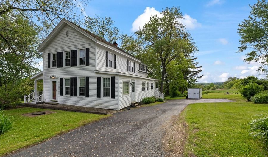 202 Steadwell Rd, Amsterdam, NY 12010 - 4 Beds, 3 Bath
