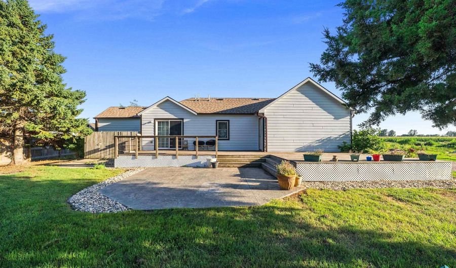48246 264th St, Brandon, SD 57005 - 3 Beds, 1 Bath