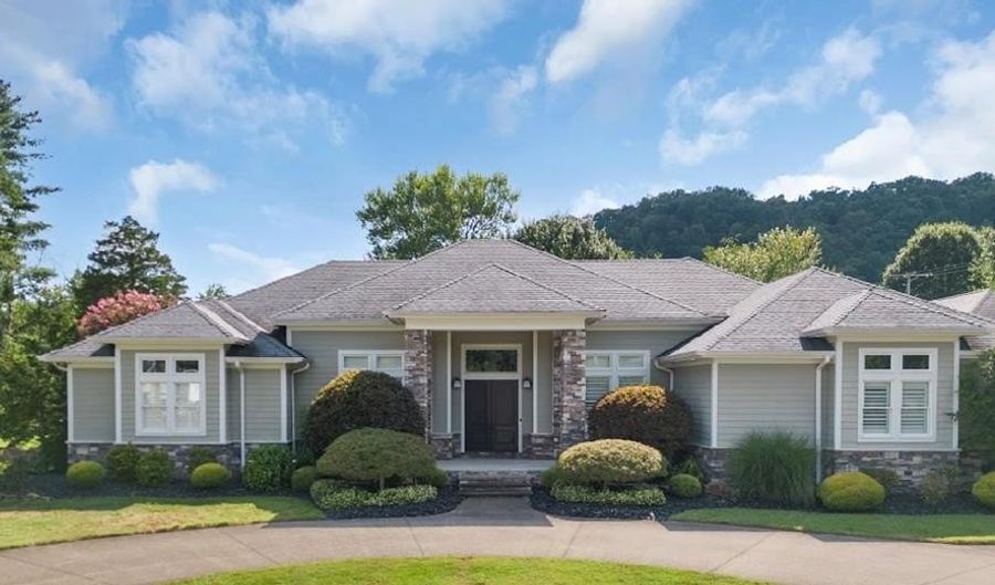 87 Ball Park St, Allen, KY 41601 - 5 Beds, 5 Bath